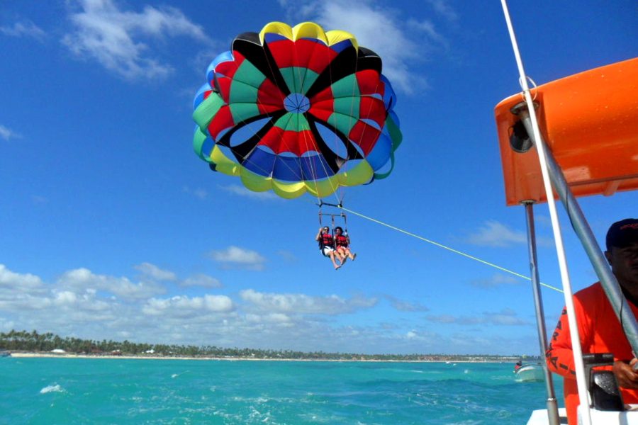 Parasailing Uvero Alto